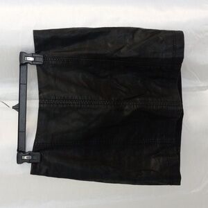 FREE PEOPLE VEGAN BLACK LEATHER ZIPS IN BACK MINI SKIRT SIZE 10